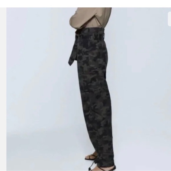 ZARA “The Joy Paperbag” Camouflage Pants - Picture 3 of 15